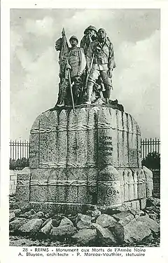 Monument aux héros de l'Armée noire (1924), Reims, parc de Champagne.