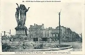 Fontaine Bartholdi en ruine à Reims.