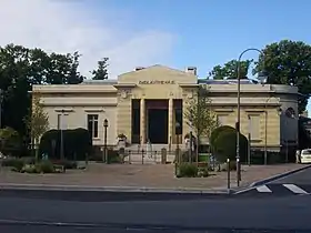 Bibliothèque Carnegie.