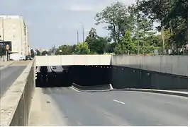 Pont sur la tranchée du Boulevard Joffre et du Boulevard Louis Roederer.