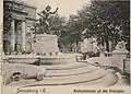 Carte postale ancienne: la fontaine du Père Rhin à Strasbourg, place Broglie