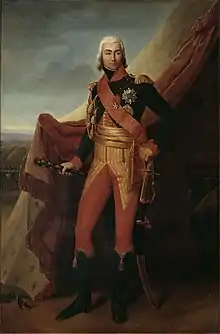 Portrait en pied d'un maréchal de Napoléon en grand uniforme avec ses décorations, à l'entrée d'une grande tente, tenant dans sa main droite son bâton de maréchal et s'appuyant de sa main gauche sur son sabre.