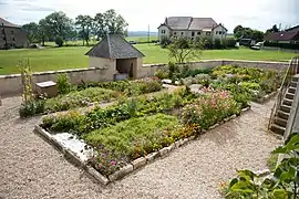 Jardin de curé inscrit aux monuments historiques