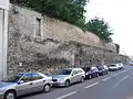 Vestiges des remparts de Dijon, rue de Tivoli.