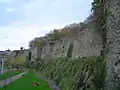 Les remparts sud vus de la porte au Lait.