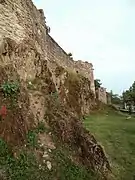 Remparts ouest, près de la Poterne.