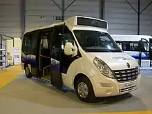 Renault Master transformé en minibus par Durisotti.