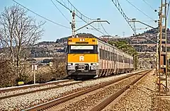 R4 à destination de Vilafranca del Penedès lors de son passage à Lavern-Subirats.