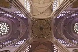 Voûtes à la croisée du transept.