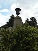 Tombe de Jean Leperdit dans le cimetière du Nord