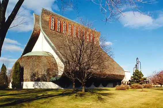 Construite en 1963, l'église Notre-Dame-des-Champs de Repentigny, sise au 187, boulevard Iberville à Repentigny (Québec), a été conçue par Robert D'Astons, en collaboration avec Jean-Paul Pothier.