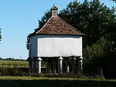 Le pigeonnier.