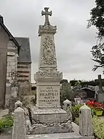 Monument aux morts.