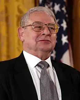Riccardo Giacconi (1931-2018)  directeur de 1993 à 1999.