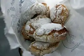 Les Ricciarellis sont des biscuits aux amandes toscans.