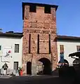 Candelo (Biella), tour-porte, unique accès au ricetto.