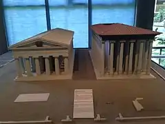 Reconstruction du temple d'Athéna (gauche) et de l'Artémision (droite)