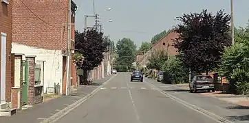 La rue René-Caby à Rieulay en juillet 2018.