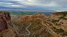 Vue de la Rim Rock Drive en juillet 2017.