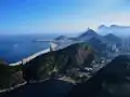 Praia Vermelha entre le Morro da Babilônia et le Morro da Urca.