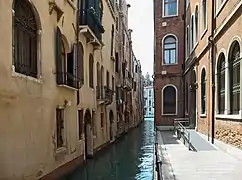 Vue du Ponte de le Scuole vers le Grand Canal