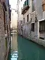 Le rio avec au bout le ponte de la Malvasia Vecchia