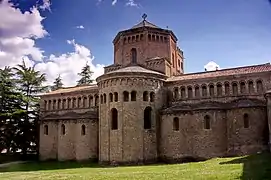 Chevet avec tour octogonale Monastère de Ripoll