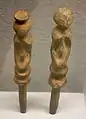 Figurines de culte hamba másúku. bois, H. 26 cm. Musée royal de l'Afrique centrale