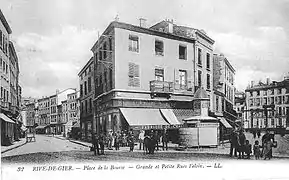 Le carrefour de La Boirie, ancienne place de la Bourse.