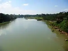 L'Angat vue depuis le pont Pulilan-Plaridel.