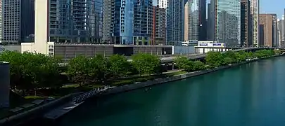 Vue sur la promenade, au niveau du quartier de New Eastside.