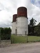 Château d'eau de la gare de Robert-Espagne.