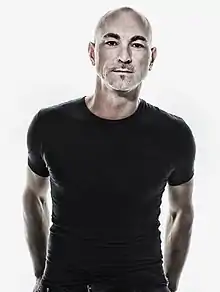 Description de l'image Robert Miles by Salim Lamrani (cropped) (377x500).jpg.