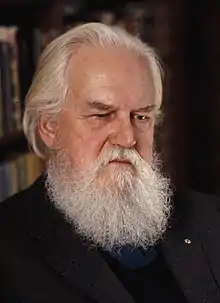 Description de l'image Robertson Davies (Canadian author and journalist).jpg.