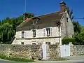 L'ancien presbytère, chemin d'Harcelay, au carrefour près de l'église.