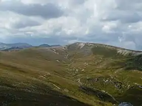 Vue du roc Colom et de la source du Tech, depuis le pic de Costabonne.