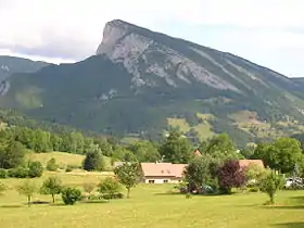 Vue sur le sommet depuis le sud.