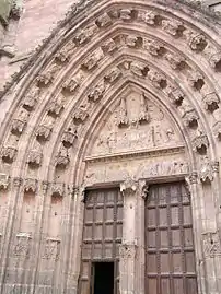 Portail du bras nord du transept.