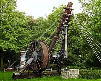 Reconstruction d'une grue romaine.