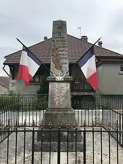 Monument aux morts.