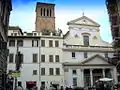 Vue de l'ensemble, avec le petit campanile roman