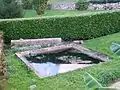 Lavoir en contrebas de l'église (oct. 2012)