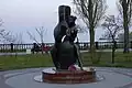 Statue de la romance de la contrebasse d'après la nouvelle de Tchekhov