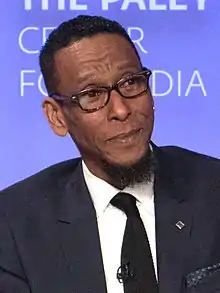 Ron Cephas Jones interprète William Hill alias Shakespeare.