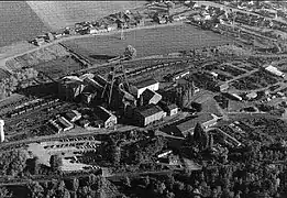 Vue aérienne de la fosse no 9 modernisée.