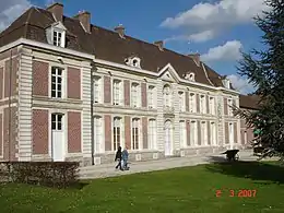 Château de Bernicourt, façade principale.