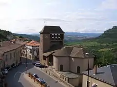 L'église paroissiale Saint-Pierre.