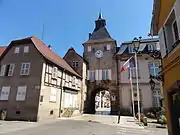 Porte dite de l'Hôtel-de-Ville, de l'Horloge ou Zittgloeckeltor, vue extérieure.