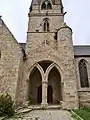 Église Notre-Dame de Rosporden : le porche.