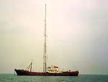 MV Ross Revenge, second bateau d'où étaient diffusées les émissions de Radio Caroline depuis le début de l'année 1983